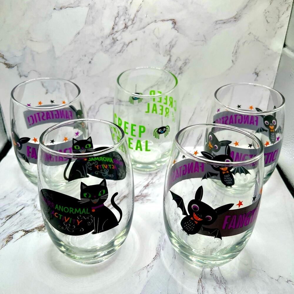 NWOT Set of 5 Halloween stemless wine glasses